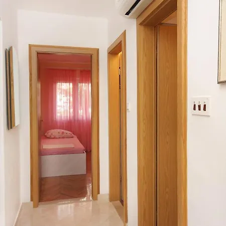 Apartment Apartments By The Sea Postira, Brac - 5152